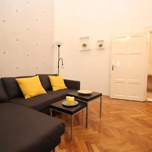 https://kiraly-street-apartments.inbudapesthotels.com