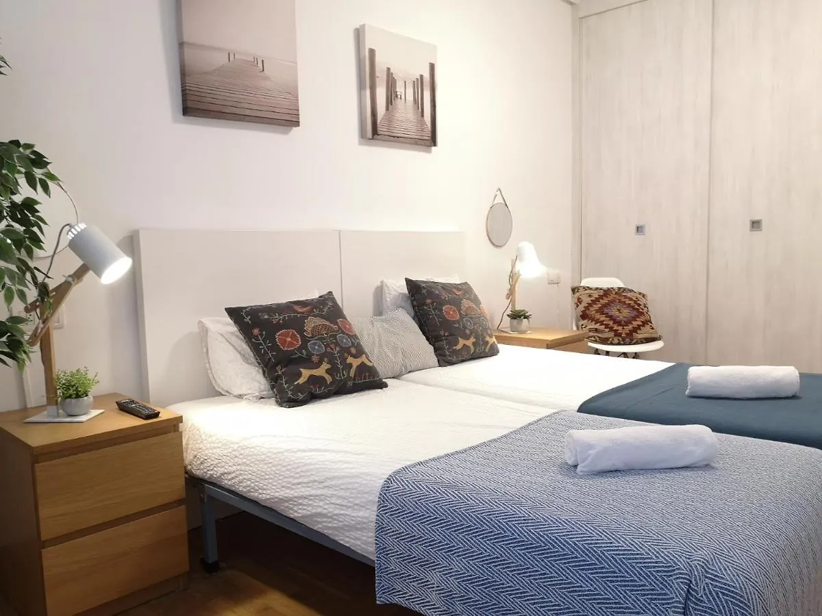 Apartamento Amplio Y Central A Pie De Playa La Concha San Sebastián İspanya